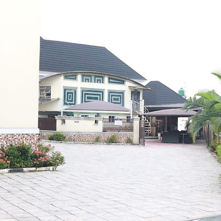 Royal Charlin Hotel And Suites พอร์ต ฮาร์คอร์ท ภายนอก รูปภาพ